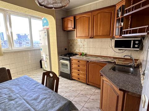 квартира за адресою В'ячеслава Чорновола вул., 16