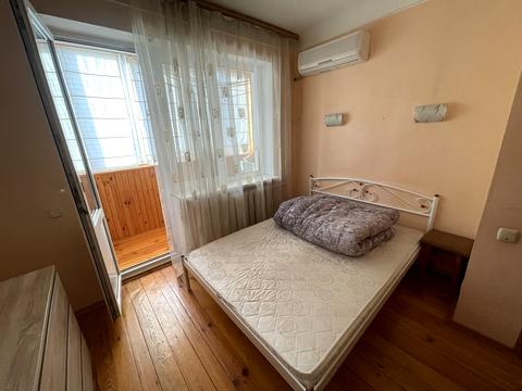 квартира за адресою Поліська вул., 20