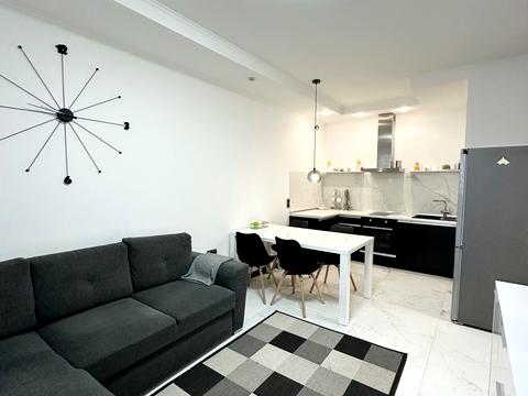 квартира за адресою Георгія Липського вул. (Толбухіна), 135