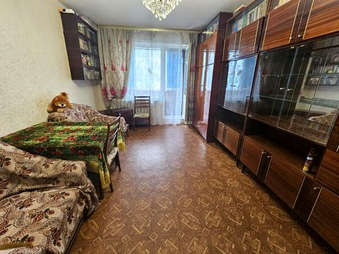 квартира за адресою Каштанова вул., 8