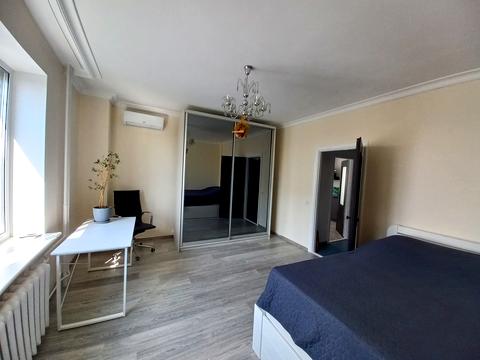 квартира за адресою Академіка Булаховського вул., 5-В