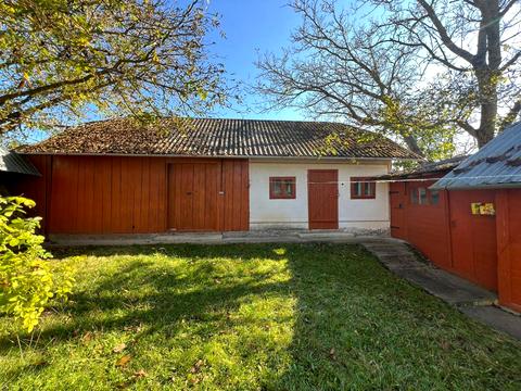 будинок за адресою с. Олеша, Грушевського