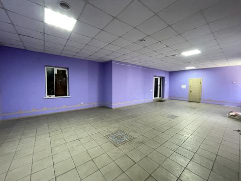 комерційна за адресою Площа Героїв, 16а