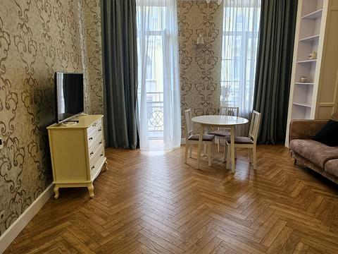 квартира по адресу Андреевский спуск, 3