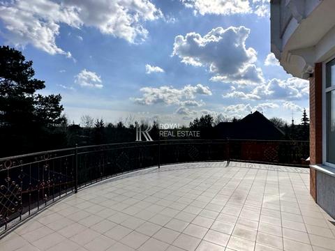 дом по адресу Анатолия Соловьяненко ул., 200