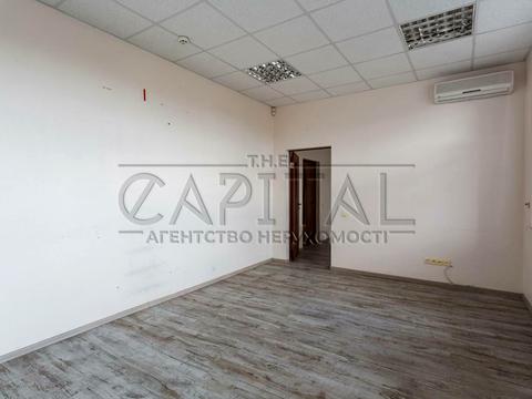 комерційна за адресою Євгенії Мірошниченко вул. (Софії Перовської), 10-Б