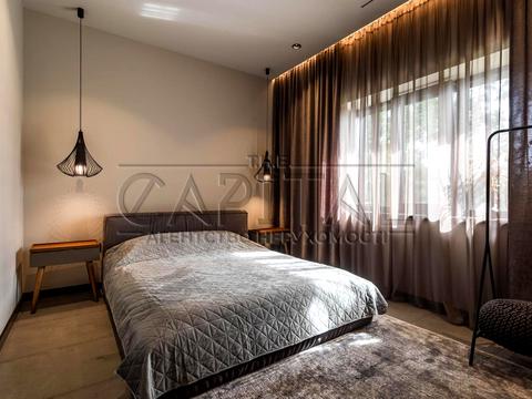 будинок за адресою Успішна