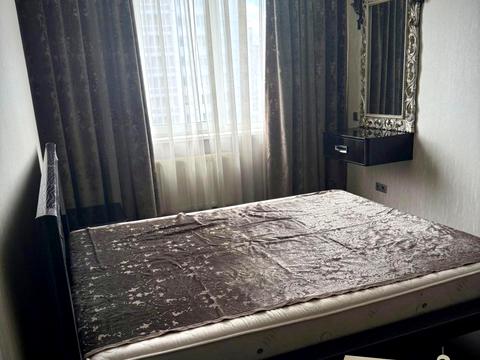 квартира за адресою Дніпровська набережна вул., 1