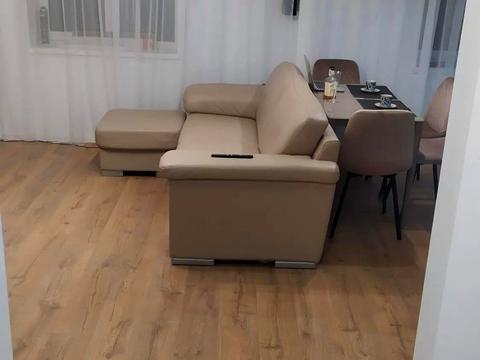 квартира за адресою Дорошенка вул., 8