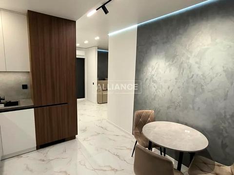 квартира за адресою Юліана Пелеша вул., 2