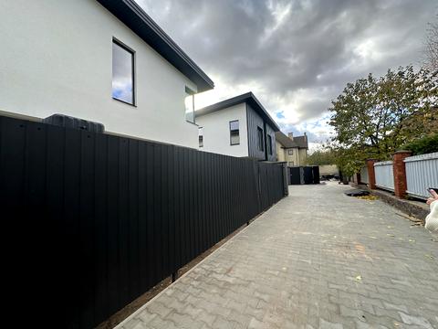 будинок за адресою Янтарна вул.