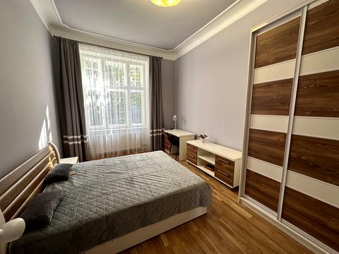 квартира за адресою Кониського, 1