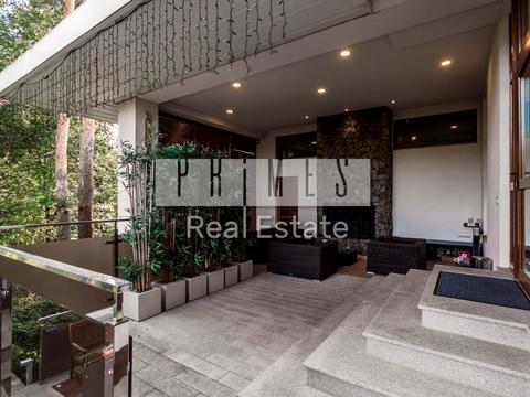 будинок за адресою Осіння