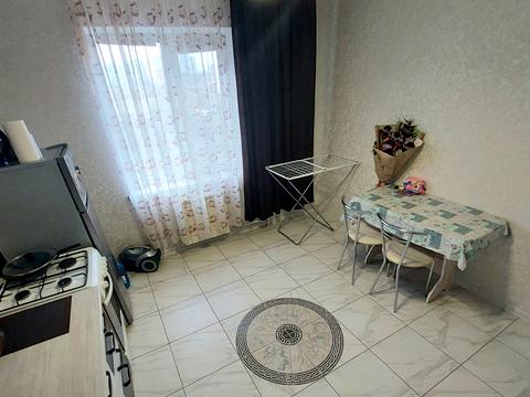 квартира за адресою Архітектора Старова вул., 10г