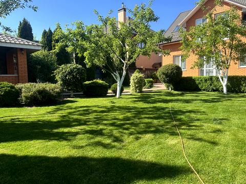 дом по адресу М'ятна, 10