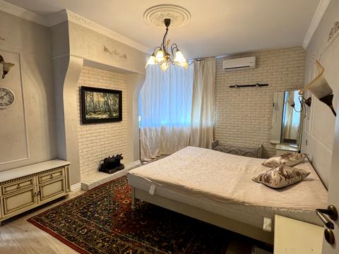 квартира за адресою Миколи Бажана просп., 1-М