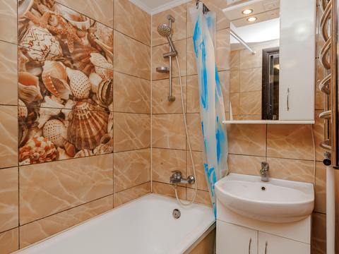 квартира за адресою Автозаводська вул., 25