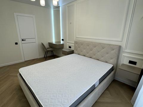 квартира по адресу Крайковского ул., 1