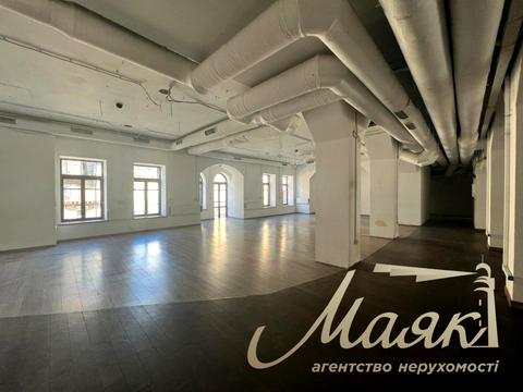 коммерческая по адресу Большая Васильковская ул. (Красноармейская), 12