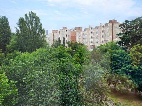 квартира за адресою Академіка Глушкова просп., 24