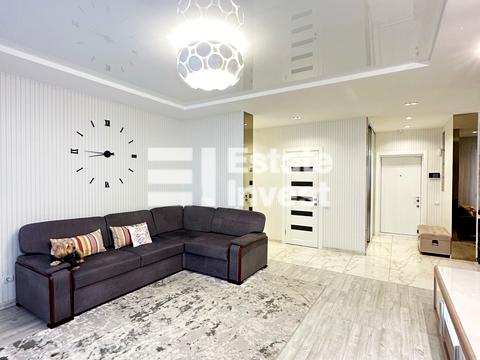 квартира за адресою Софії Русової вул., 7