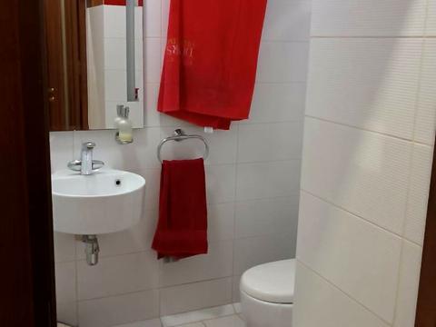 квартира за адресою Олександра Олеся вул., 25д