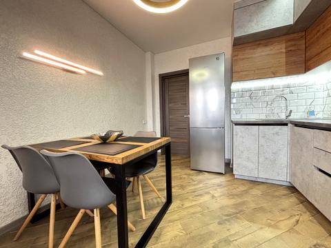квартира за адресою Драгоманова вул., 10