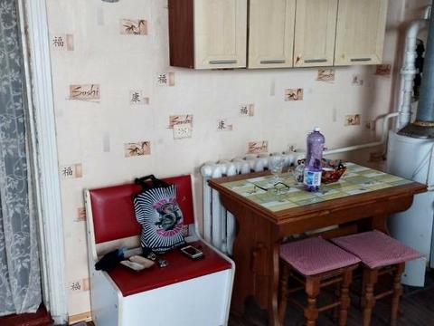 будинок за адресою Бориса Джонсона вул.