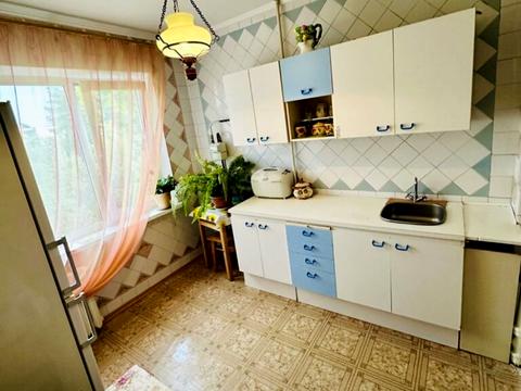 квартира за адресою Довженка вул., 3