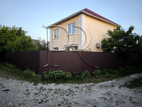 дом по адресу Центральна вулиця, 4