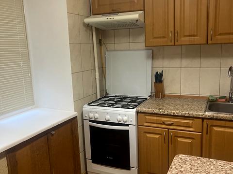 квартира за адресою Гетьмана Кирила Розумовського вул. (Миколи Краснова), 12