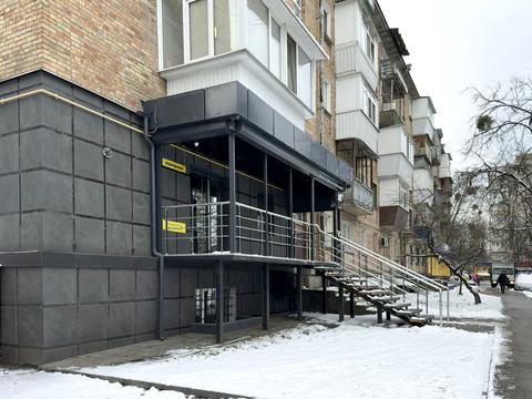 комерційна за адресою Данила Щербаківського вул. (Щербакова), 72