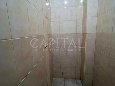 комерційна за адресою Федора Ернста вул., 4