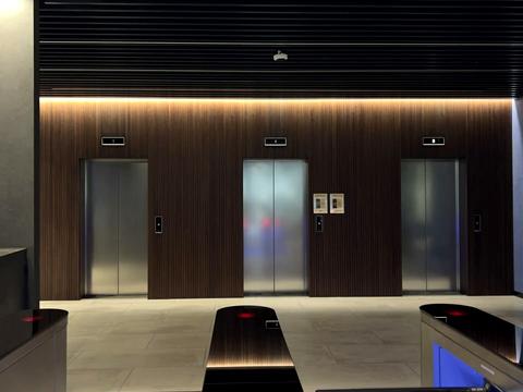 коммерческая по адресу Зоологическая ул., 5/1