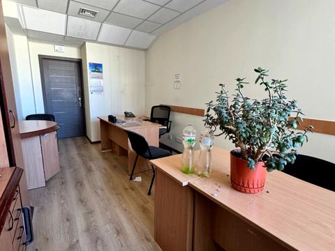 коммерческая по адресу майдан Незалежності пл., 2-А