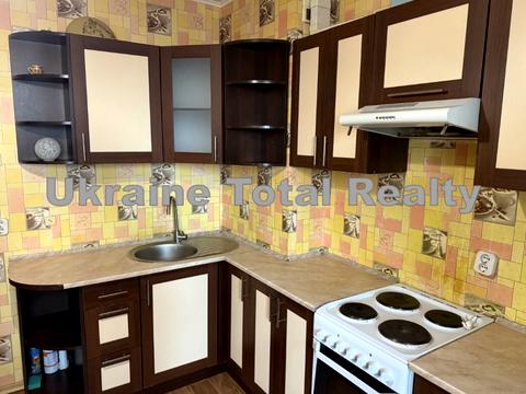 квартира за адресою Милославська вул., 16