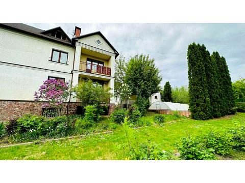 дом по адресу васильківська