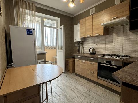 квартира по адресу Машинобудівників, 27