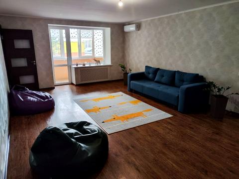 квартира за адресою Новоставкова вул., 27