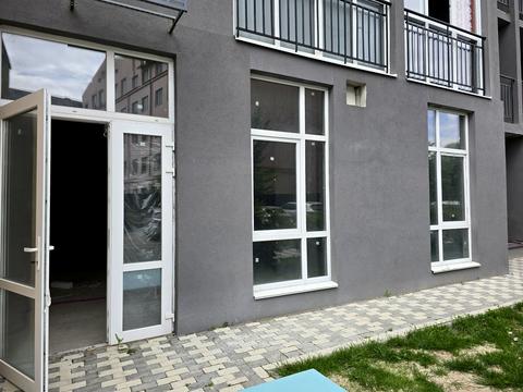 комерційна за адресою Академіка Заболотного вул., 148Б