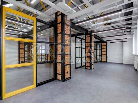 комерційна за адресою Дмитра Дорошенка вул. (Чигоріна), 2