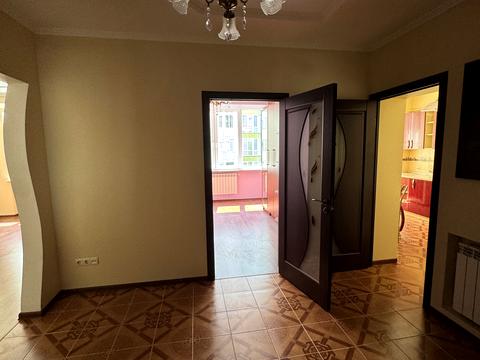 квартира по адресу Строителей ул., 30