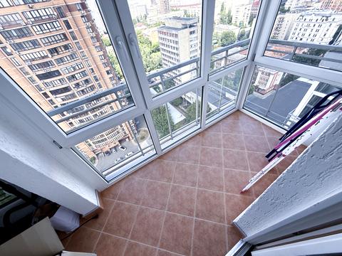 квартира за адресою Панаса Мирного вул., 17