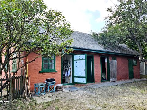 будинок за адресою с. Плужники, Гордієнка