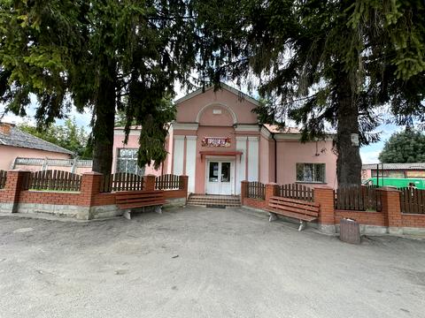 коммерческая по адресу Центральна, 19а
