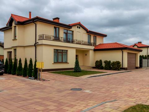 будинок за адресою Фонтанна, 13