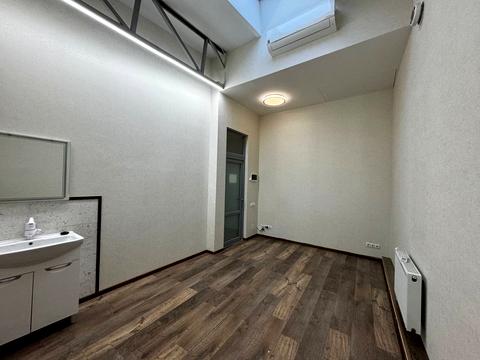 коммерческая по адресу Проскуровская ул., 15