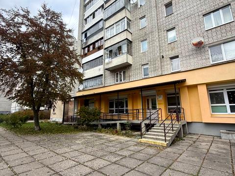 комерційна за адресою Івана Миколайчука вул., 24