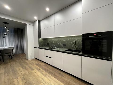 квартира по адресу Молодіжна ул., 5