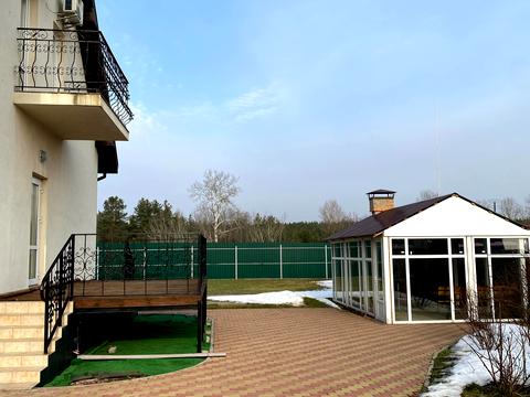 будинок за адресою Щаслива, 25